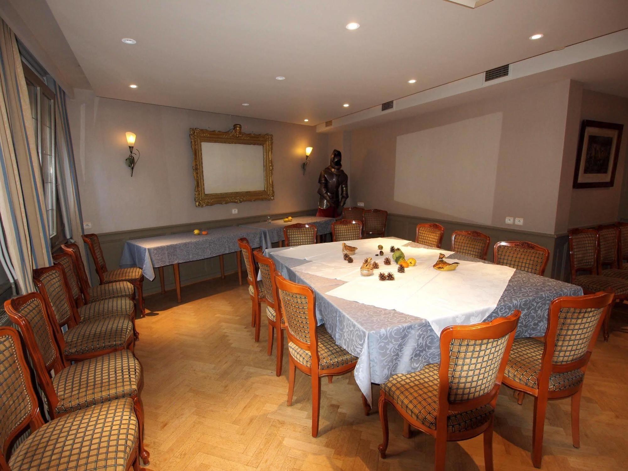 Logis Hotel Restaurant Au Cerf D'Or Strasbourg Exterior photo