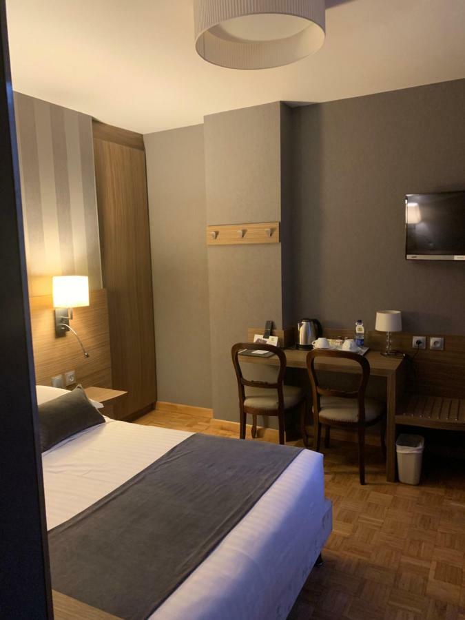Logis Hotel Restaurant Au Cerf D'Or Strasbourg Exterior photo
